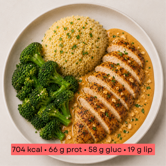Masse - Poulet sauce cacahuète, brocoli & boulgour