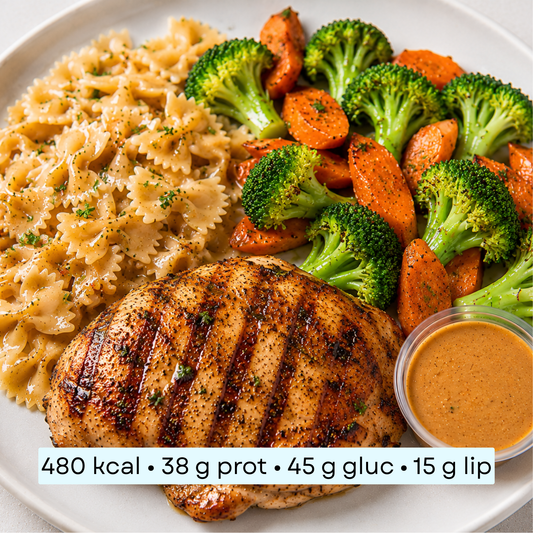Diet - Poulet grillé sauce satay, farfalle & légumes croquants